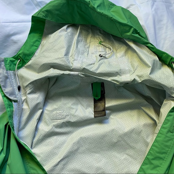 The North Face Raincoat - Picture 2 of 3